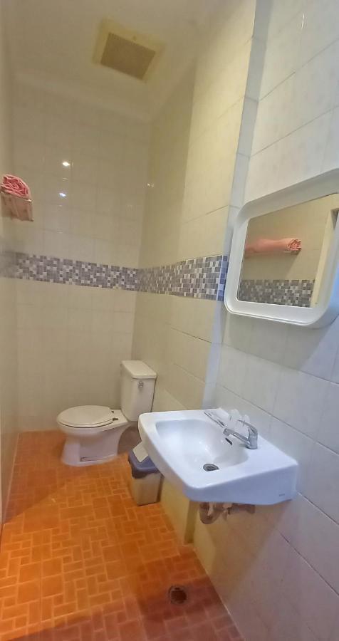 Hotel Aruni Ancol Jakarta Exterior foto